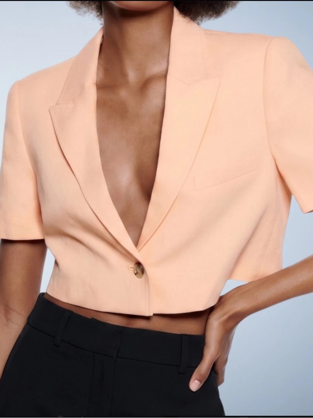 ZARA peach cropped blazer in a Small